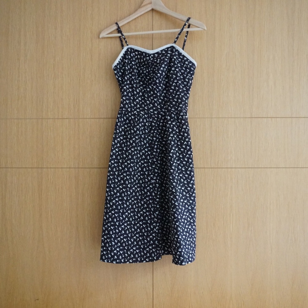 VINTAGE 🎀 Sweetheart Cherrybomb Midi Dress